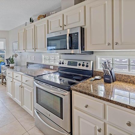 5 Bed3Bath Waterfront Pool Home With Full Gym, Office, And Heated Pool! Hernando Beach Экстерьер фото